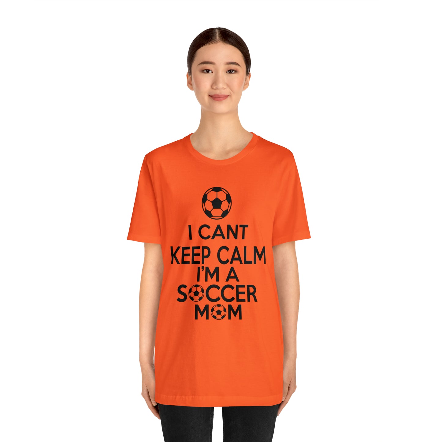 I can't keep calm I'm a soccer mom T-Shirt