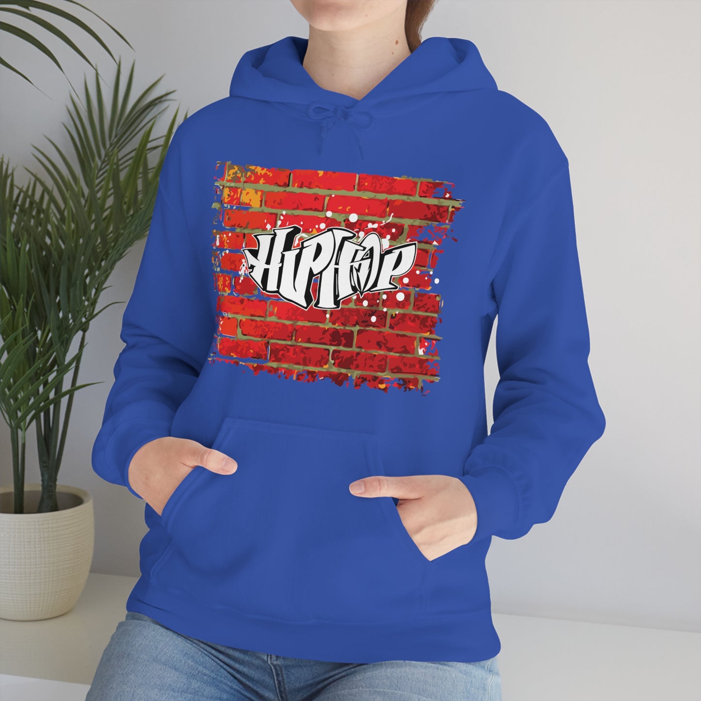 Hip Hop graffiti on the wall Hoodie