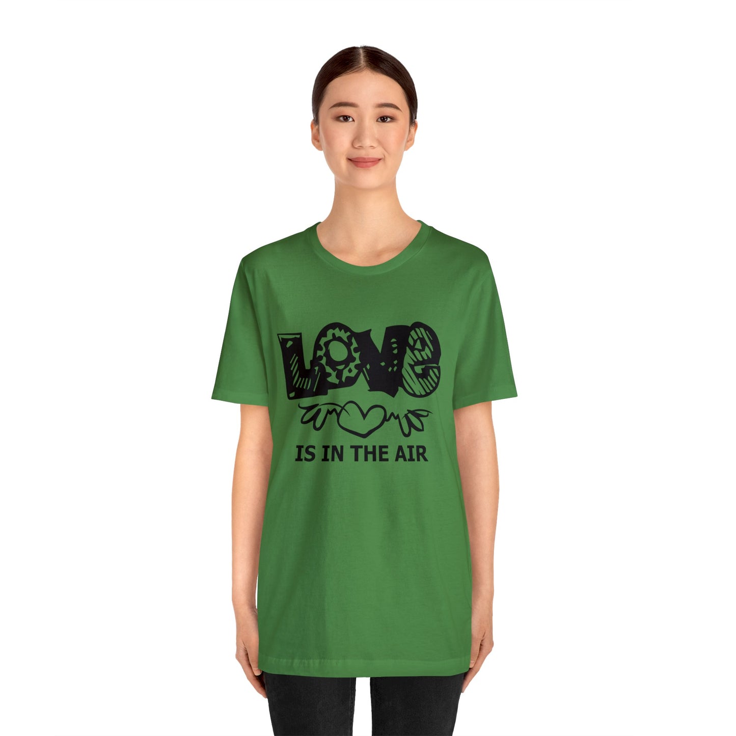 Love is in the air T-Shirt