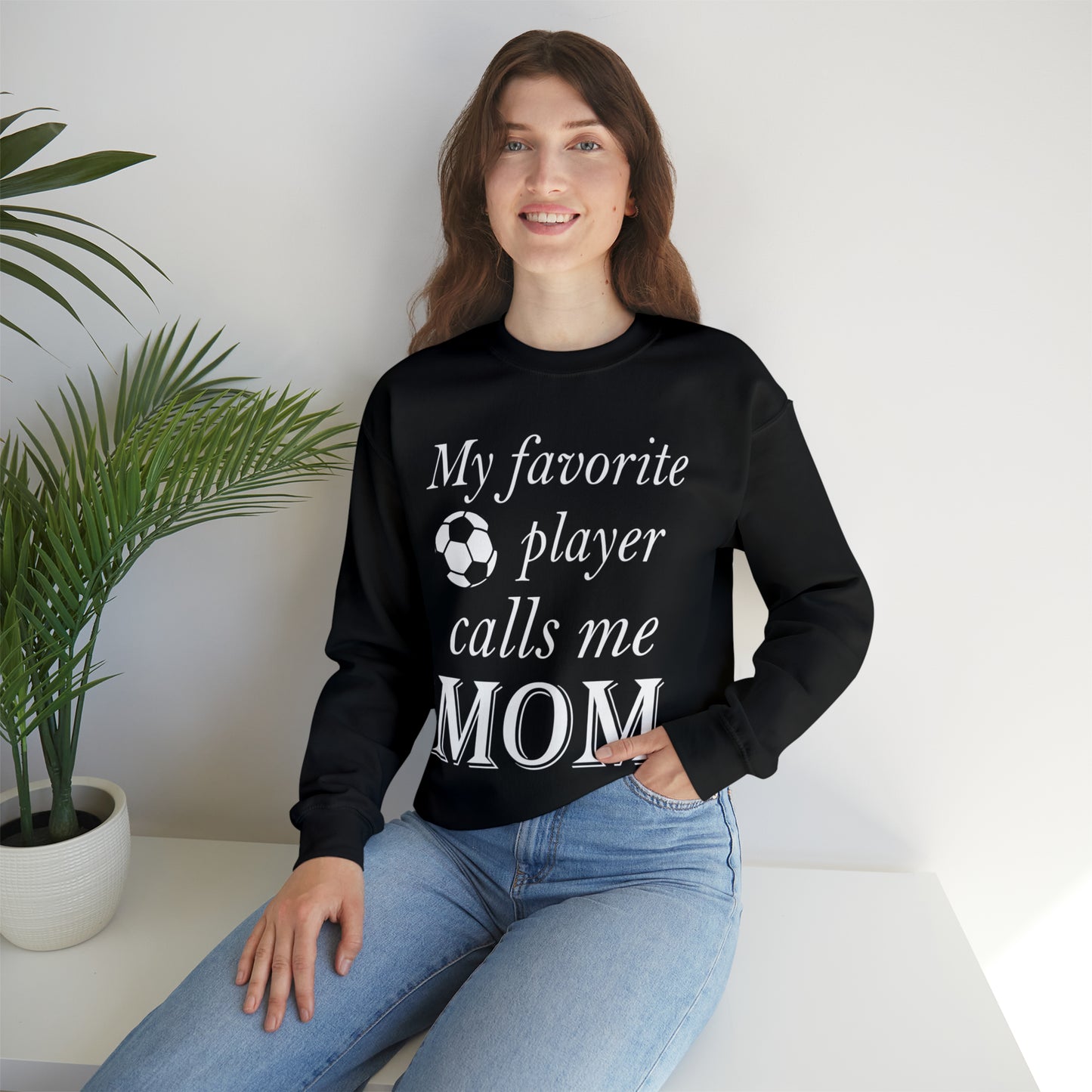 Mom Favorite Soccer player Crewneck Sweatshirt