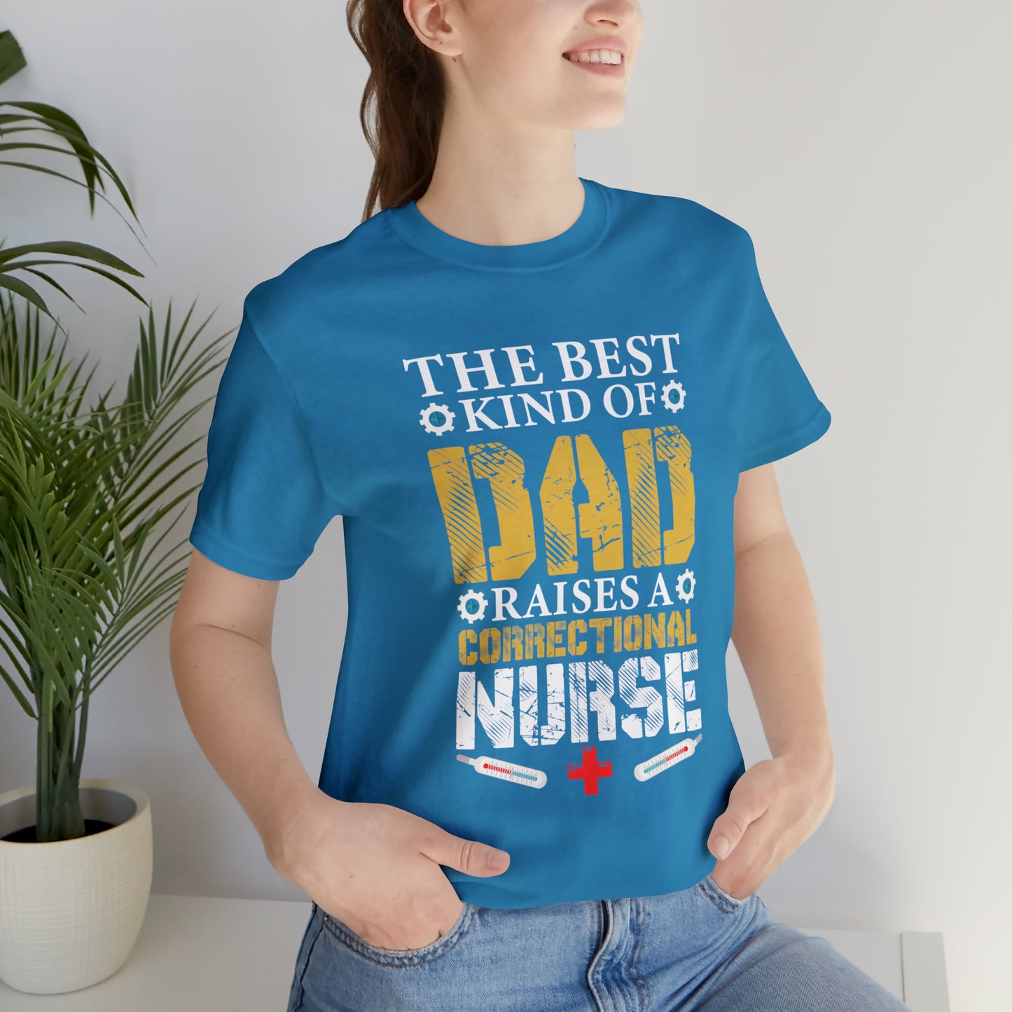 The best kind of dad raises a nurse T-Shirt