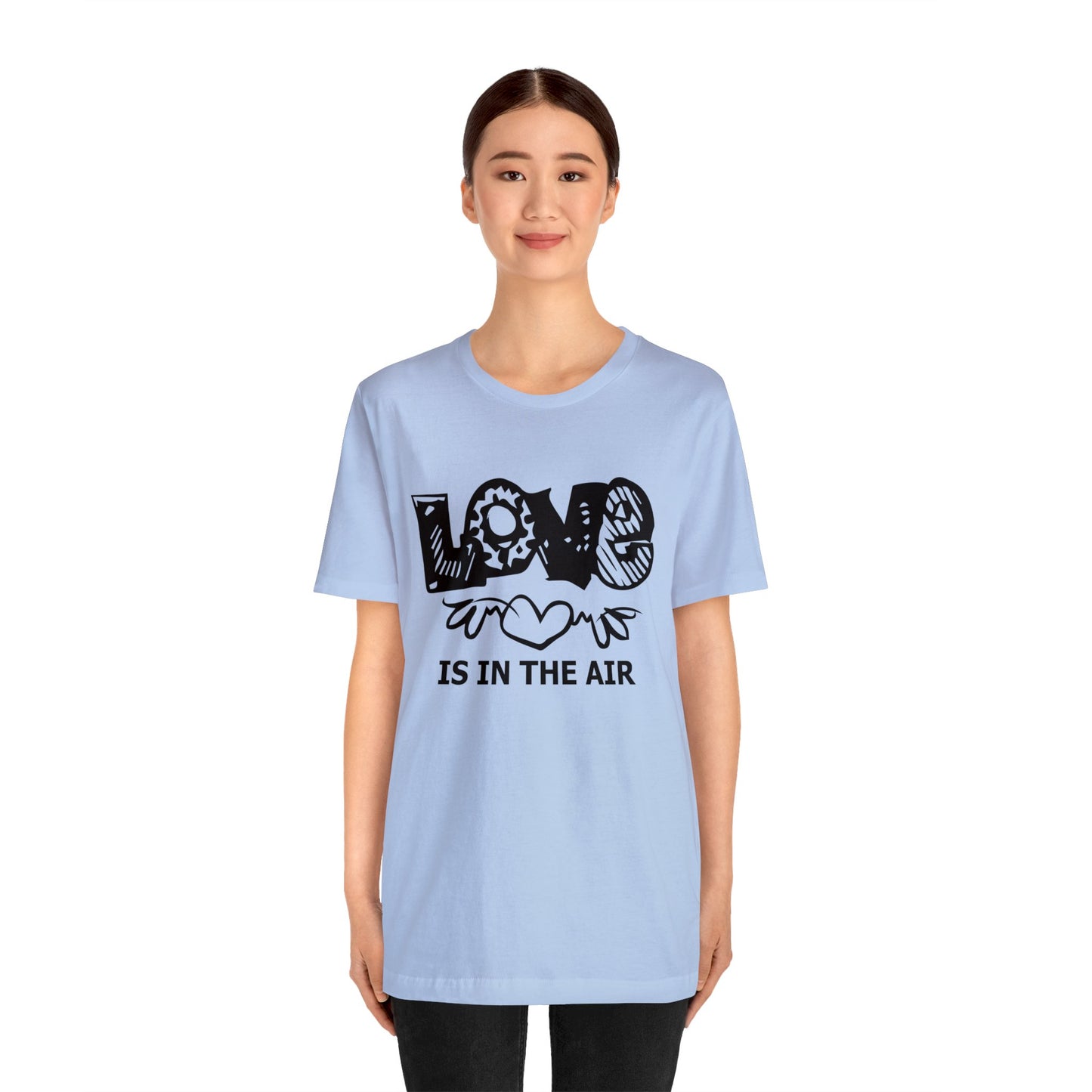 Love is in the air T-Shirt