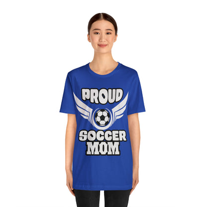 Proud S o c c e r Mom T-Shirt