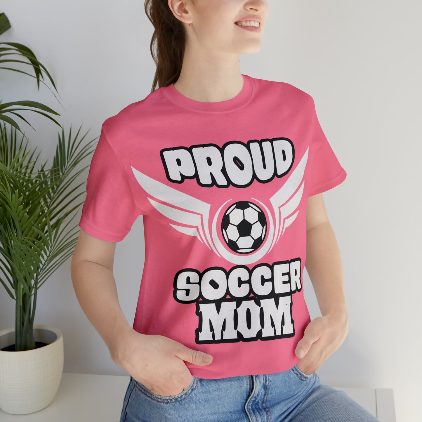 Proud S o c c e r Mom T-Shirt